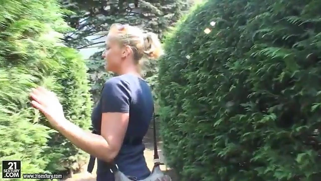 Kathia Nobili Flashes Her Ass Seductively at Zoo Visitors