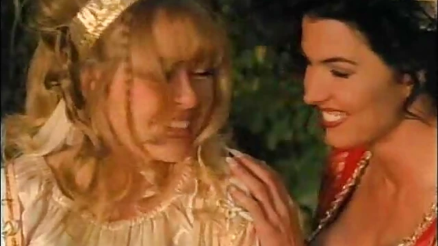 Natural-Titted Erotic Babe Gets Drilled Hardcore Missionary Publicly