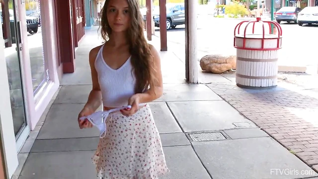 Beautiful Mira Fingers Her Pussy Publicly for Hot Onlookers' Delight