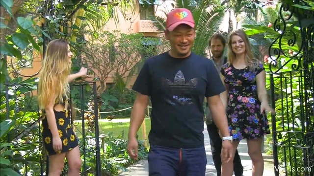 Nicole Moans Loudly As She Gets Fingered Passionately By Veronica