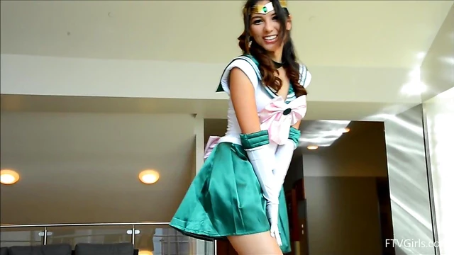 Sexy Brunette Cosplay Model Flashes Ass & Pussy Publicly for Thrills