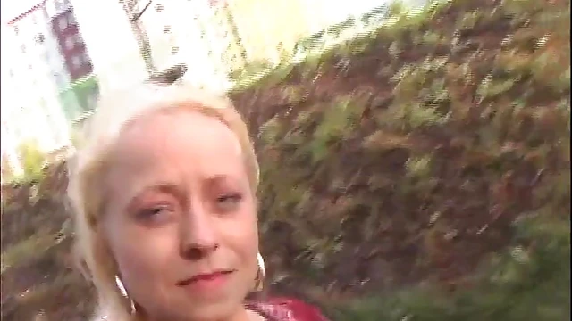 Blonde Delivers Epic Blowjob Gets Nailed Hard for Juicy Cumshot in Public