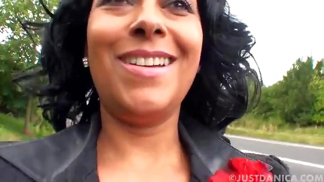 MILF Danica Collins Shows Her Wet Pussy Outdoors Close-Up Video