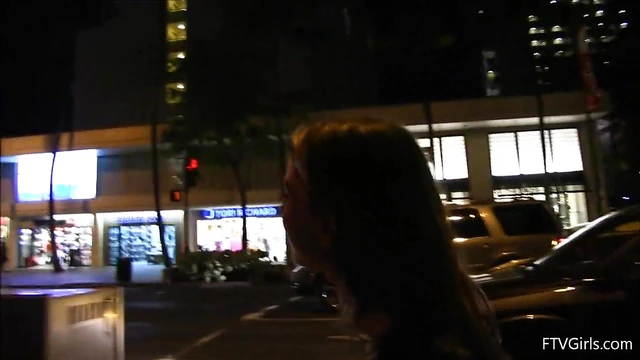 Teen Solo Model Masturbates Blissfully Enjoying Park View Vibes