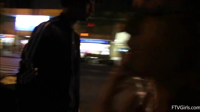 Teen Solo Model Masturbates Blissfully Enjoying Park View Vibes