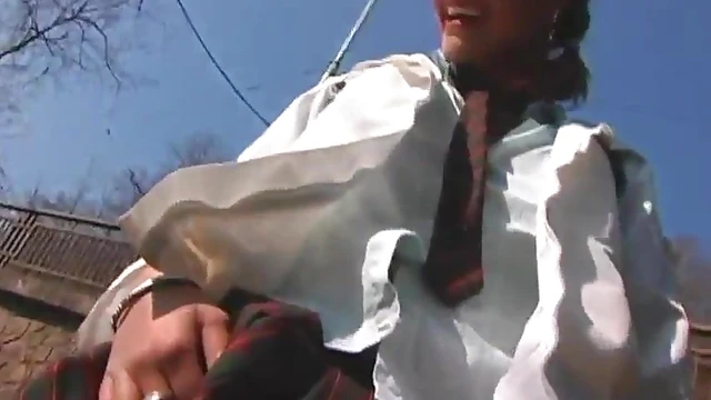 Outdoor Orgasm: Sexy Girl Gives Blowjob Before Pussy Filled Outdoors