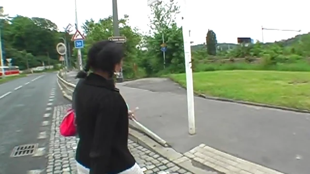 Public Blowjob POV: Steamy Action with a Sultry Kinky Babe