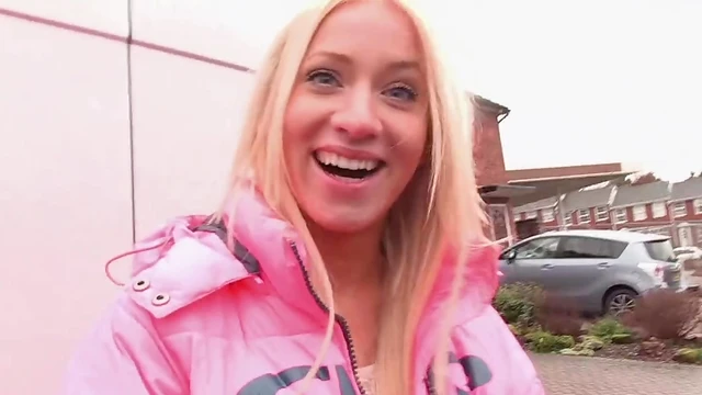 Dirty Kiara Lord Poses Outdoors While Pissing Herself Pantslessly