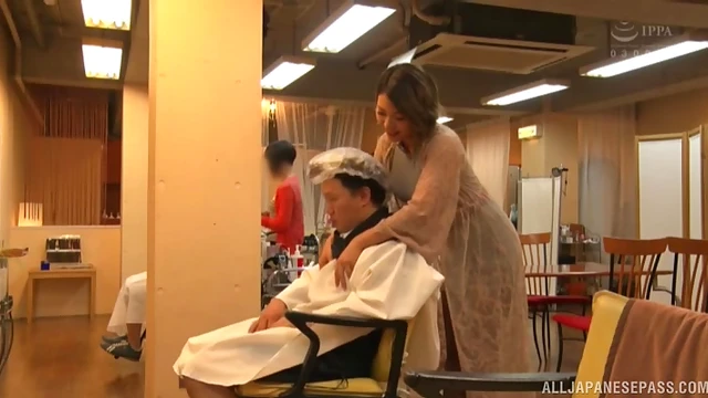 Hot Chubby Japanese Babe Gets Hardcore Fucked Standing Up by Lover