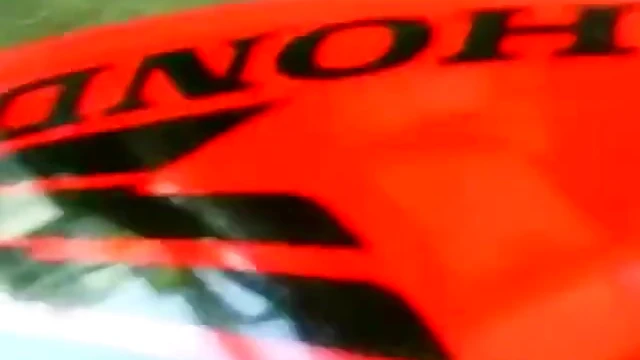 Sexy Cameltoe Action at Busy Gas Station Reveals Hidden Depths