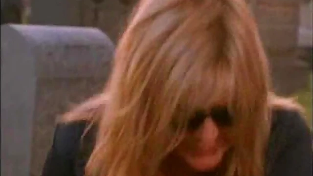 Seductive Glasses-Wearing Babe Gets Fucked Hard At Cemetery Necropolis