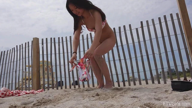 Provocative Asian Goddess Lulu Reveals Her Naked Body in Hot Video Showdown