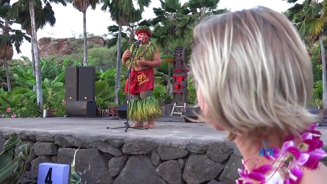 Beautiful Girls Get Naughty Outdoors for the Camera Amateur Action