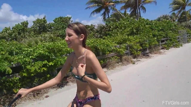 Natalia Rides Bike Outdoors While Secretly Masturbating for Personal Pleasure