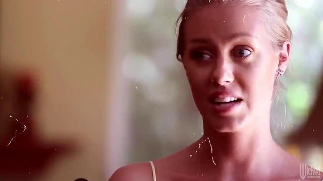 Sexy Nicole Aniston Shows Off Her Body For Extreme Public Seduction