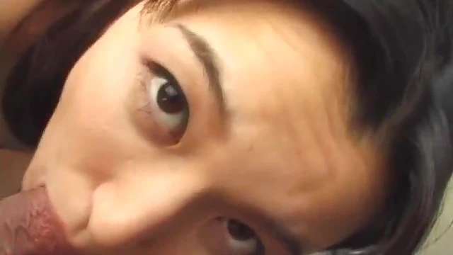 Sexy Brunette Mayu Kotono Exposes Herself Boldly Outdoors Publicly