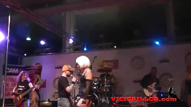 Sexy Orno Band Shows Their Wild Side for Steamy Performance