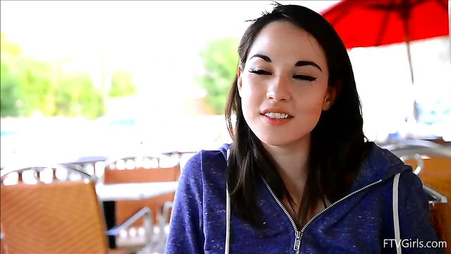 Seductive Brunette Teases Herself Explicitly While at Busy Cafe