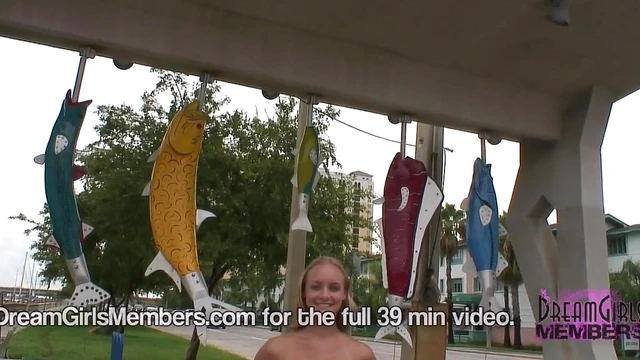 Naked Leah Streaks Playfully Through Tampa City Streets