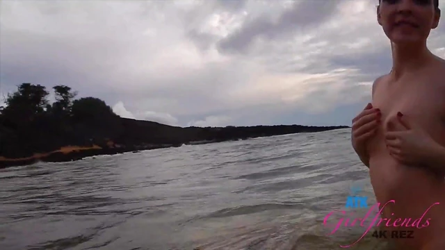 Aliya Brynn Loves Posing Nude While Peeing Seductively On Camera