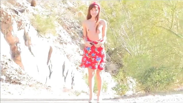 Alaura's Teen Frenzy Ignites When She Loves Flashing Her Meat Craving