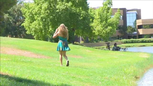 Sexy Veronica Shocks Park Visitors While Walking Naked