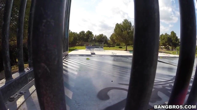 Seductive Blonde Amateur Flashes Pussy & Gives Head in Naughty Performance