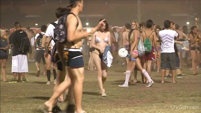 Sexy Thong-Wearing Babe Dares to Go Topless While Out in Public