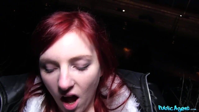 Redhead Amateur Snow Takes Money For Hot Outdoor Shaving Pussy Fuck