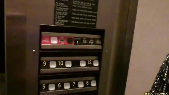 Sexy Amateur Cowgirls Flash Their Curvy Tits Up Close and Personal