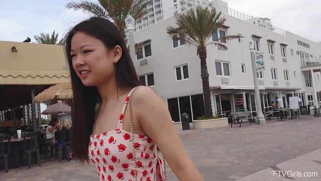 Outdoor Fantasy: Japanese Solo Model Lulu Flashes Her Pussy Publicly