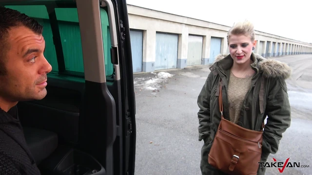 Kristin Gets Fucked Wildly In The Car To Reach Mind-Bending Orgasm