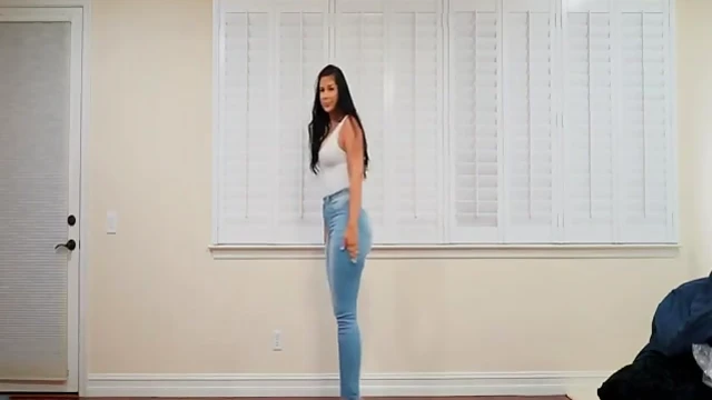 Sizzling Latina Teases With Her Plump Curves Ready For Action