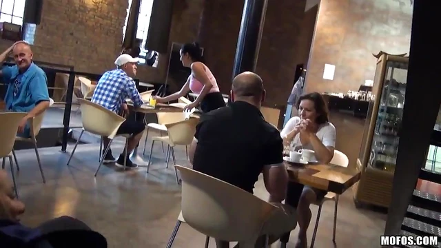 Blonde Bombshell Christen Courtney Shows Off Her Wild Side Publicly