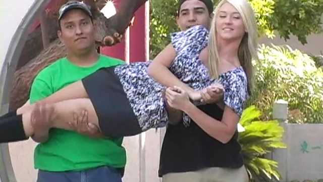 Glamorous Model Shows Off Her Tempting Tits While Wearing Glasses & Heels