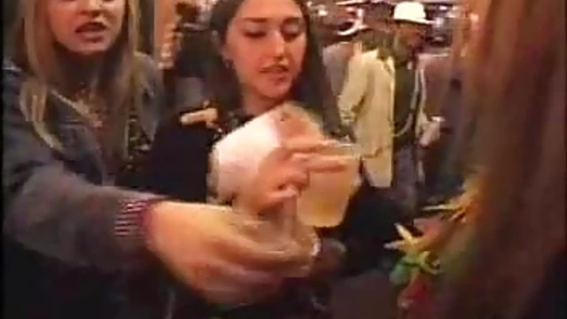 Hot Chicks Dance Seductively While Flaunting Their Perfect Bodies