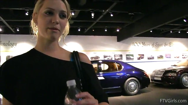 Flexible Blonde Yoga Girl Flashes Her Tits During Steamy Workout