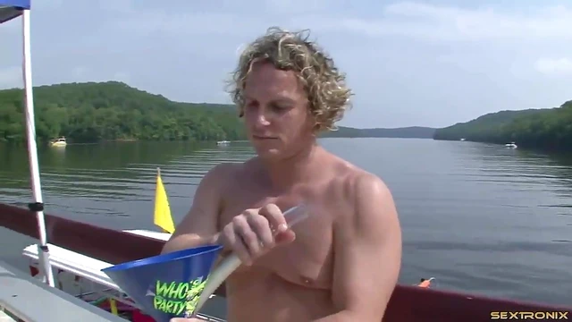 Hot Amateur Cowgirls in Bikinis Partying on Boat While Getting Fucked