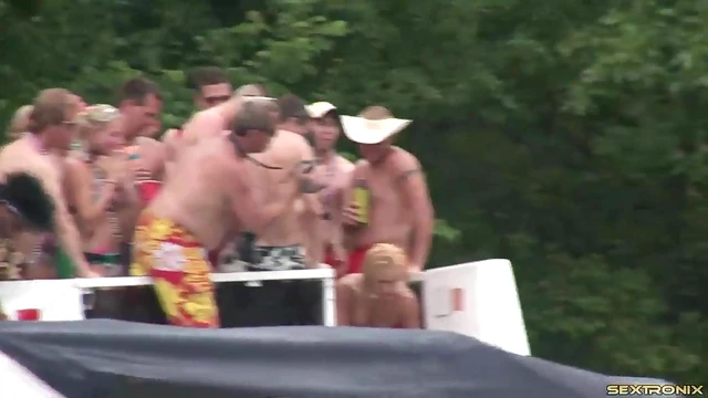 Blonde Bombshell Gets Salacious Fingering Party Pussy Pleasures Excitement