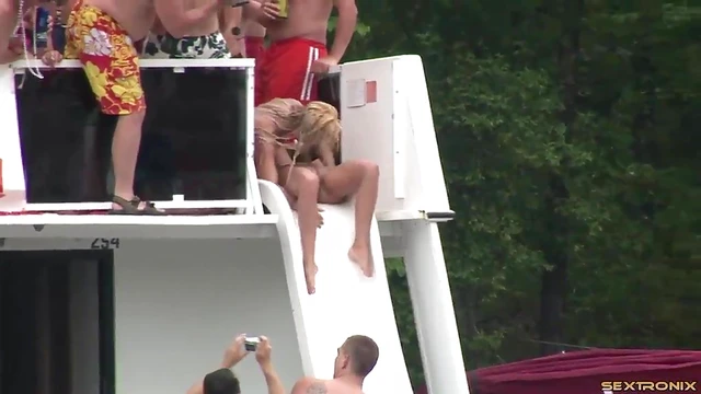 Blonde Bombshell Gets Salacious Fingering Party Pussy Pleasures Excitement