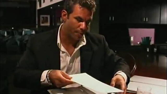 Sizzling Cowgirl Reveals Curves Under Jeans Before Hardcore Ride