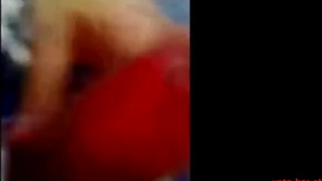 Sultry British Lass Gets Her Pussy Fingered Before Giving Hot Blowjob On The Train