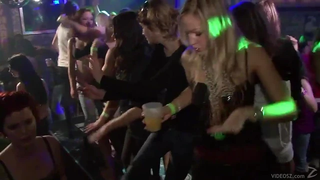 Club Babes Get Drunk & Give Interracial Blowjob at Steamy Party Night