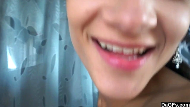 Hot Amateur Girlfriend Strips Slowly During Housecleaning Duty