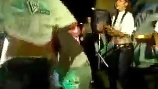 Hot Pub Babe Dances Seductively Before Stepping Up Her Game Live On-Camera