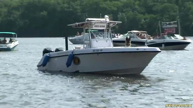 Sizzling Cowgirl in Bikini Gets Pussy Licked During Hot Boat Ride Adventure