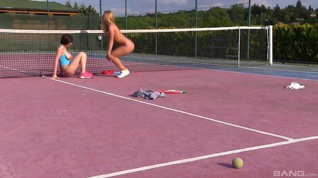 Hot Tennis Match Turns to Pussy Licking with Chrissy & Anabelle