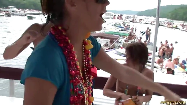 Hot Amateur Cowgirl Fingering Wet Pussy at Outdoors Party Orgy