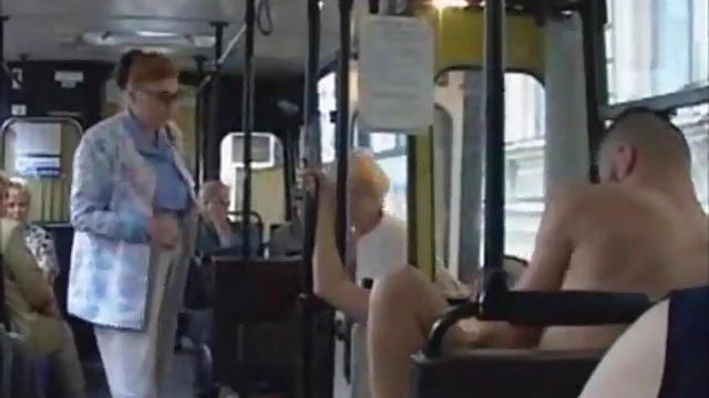 Sexy Public Encounter: Passionate Fuckfest On A Busy Bus Ride