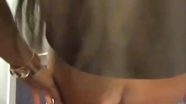 Passionate Duo Enjoys Forbidden Pleasure Inside Public Dressing Room